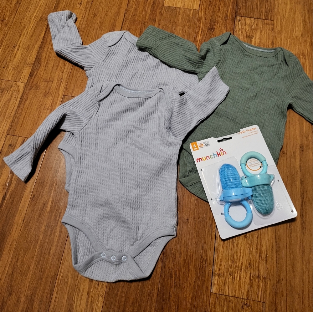 New 6-9 months onsies